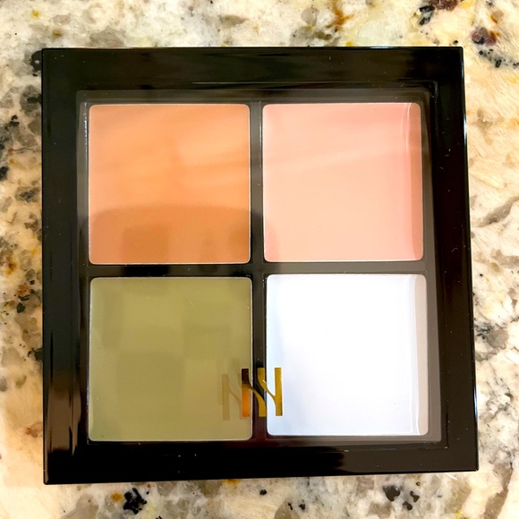 New Hera Face Correcting Palette - Picture 1 of 4